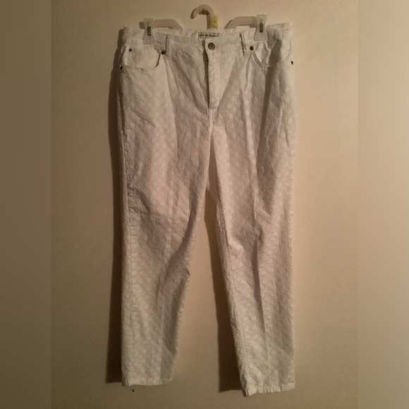 Jones New York Jeans Eyelet Soho Ankle Pants - Picture 1 of 5